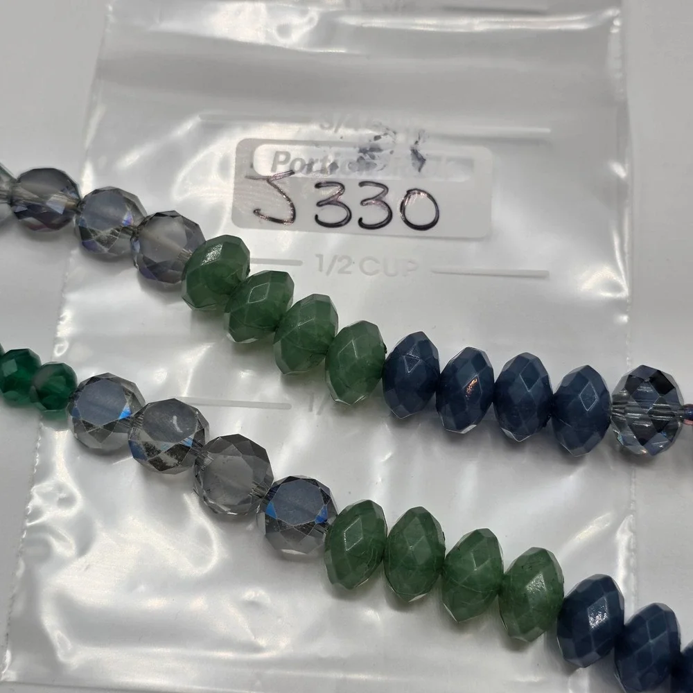 Chunky Beaded Necklace Blue Green Crystal Faceted Beads Gold Clasp Fashion Jewel